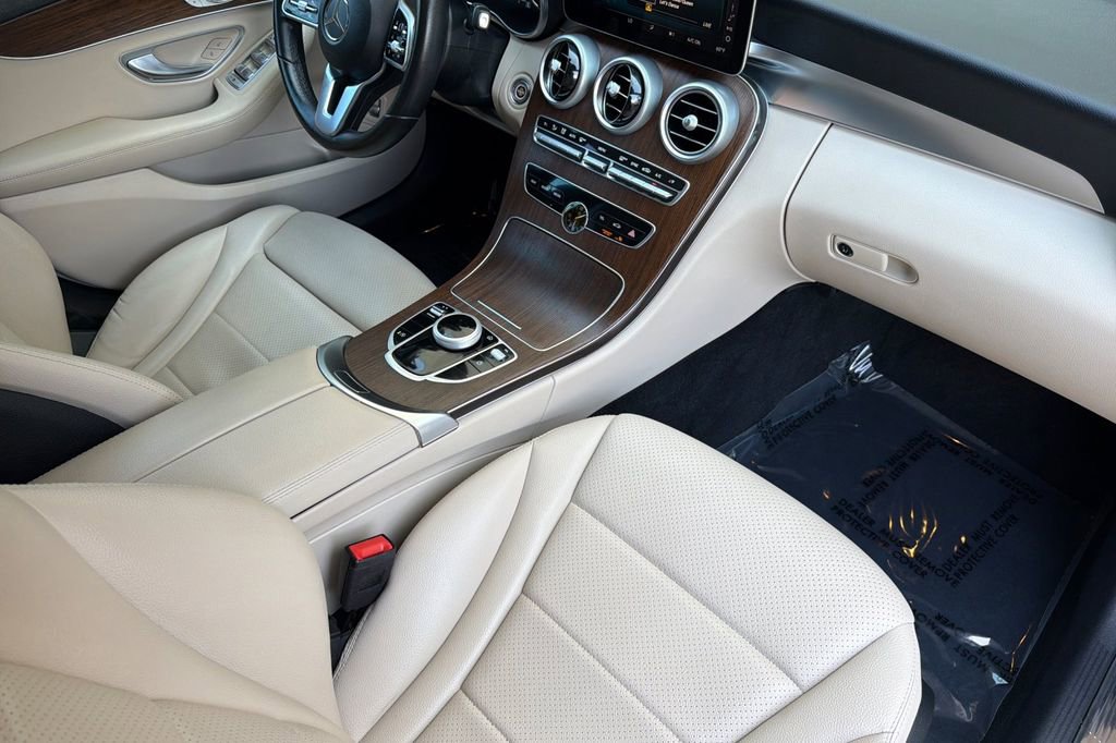 Used 2021 Mercedes-Benz C 300 Sedan image 15