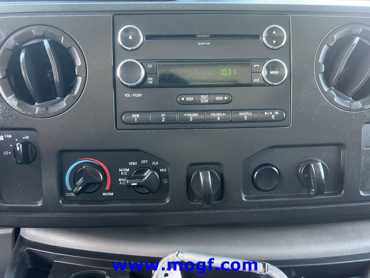 Used 2019 Ford E-450 and Econoline 450 Super Duty w/ Power Windows & Locks Group image 6