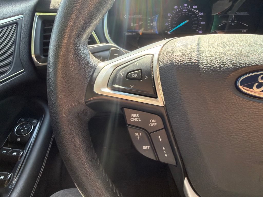 Used 2018 Ford Edge Sport w/ Ford Safe & Smart Package AWD/4WD image 14
