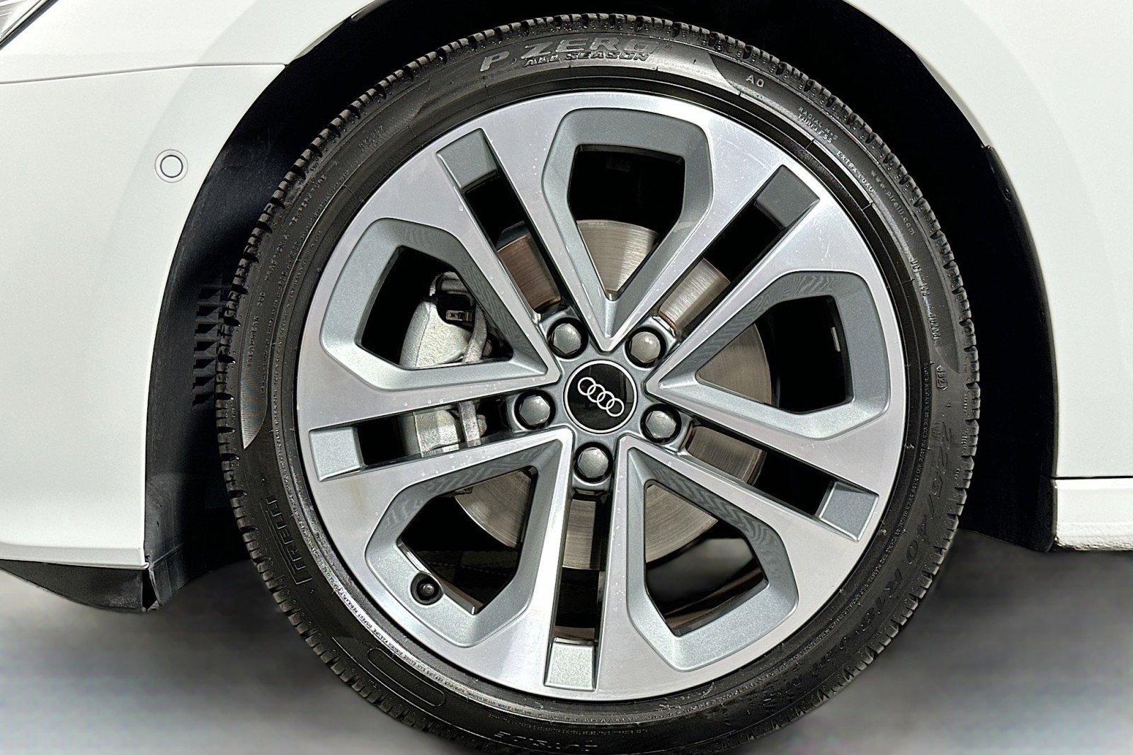 Used 2025 Audi A3 2.0T Premium Plus w/ Premium Plus Package AWD/4WD image 11