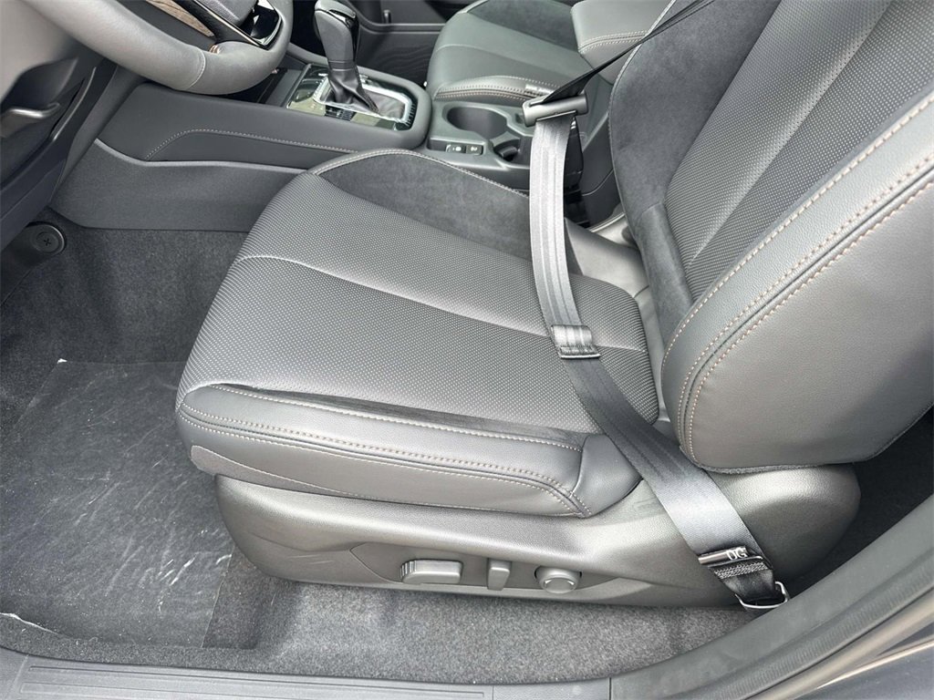 New 2025 Subaru Forester Touring image 12