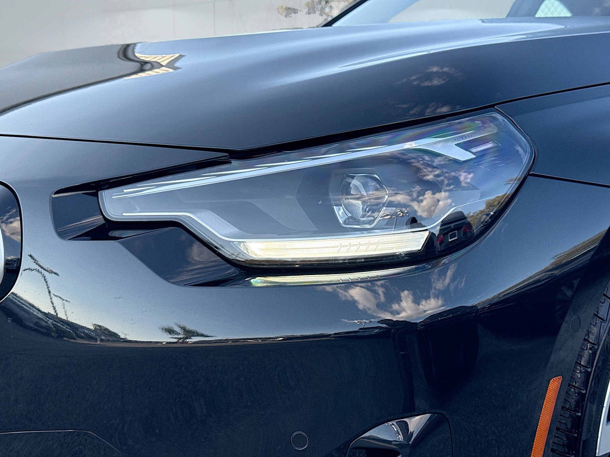 Used 2025 BMW 230i Coupe w/ Convenience Package image 9