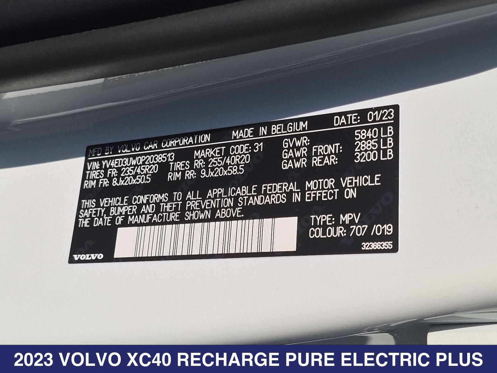 Used 2023 Volvo XC40 Recharge Plus AWD/4WD image 26