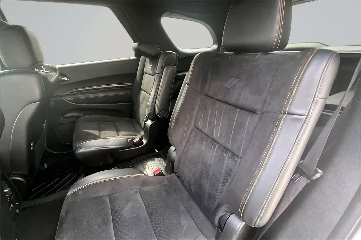 Used 2023 Dodge Durango R/T w/ Hemi Orange Plus Package AWD/4WD image 13