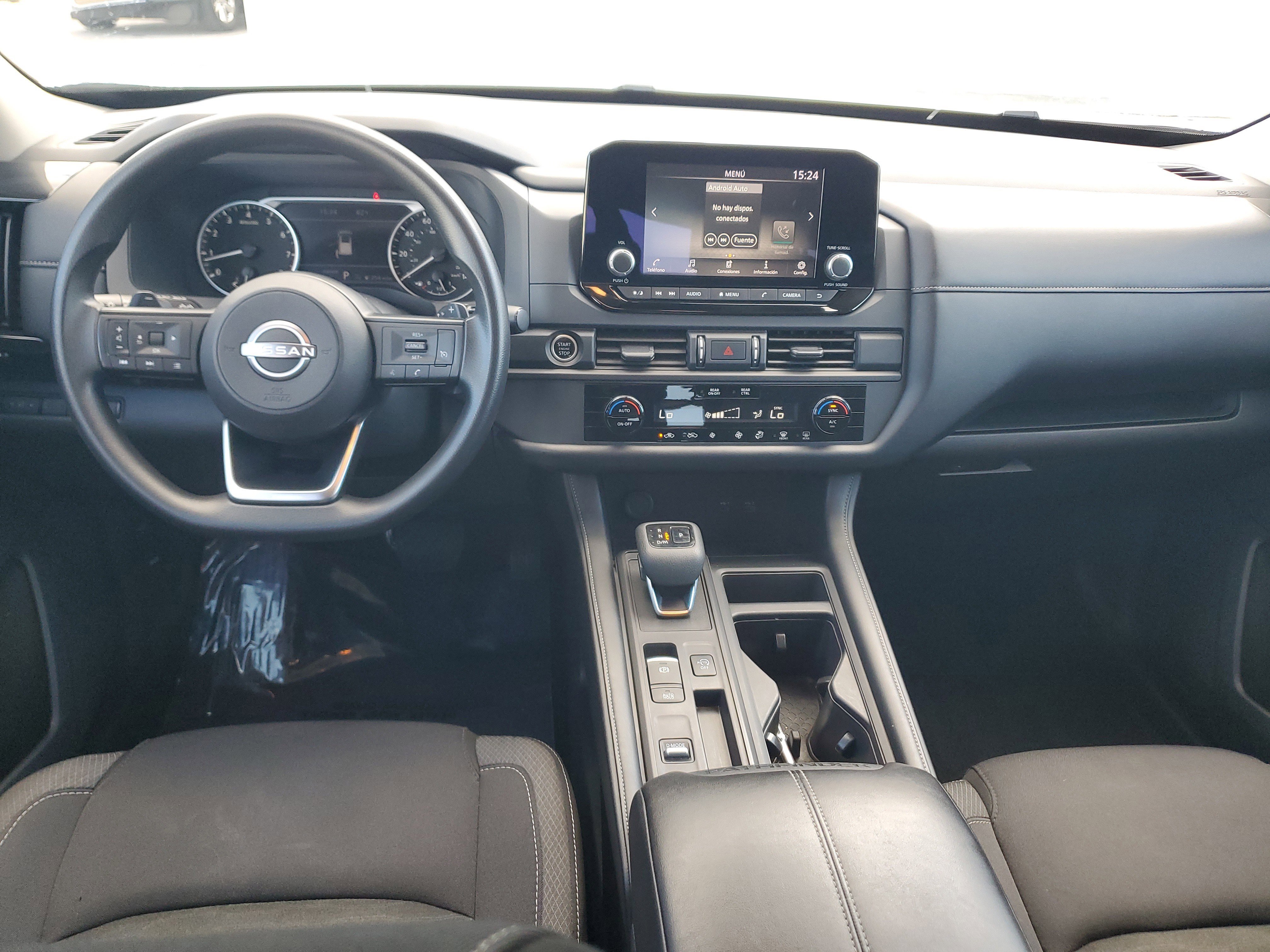 Used 2024 Nissan Pathfinder S image 15