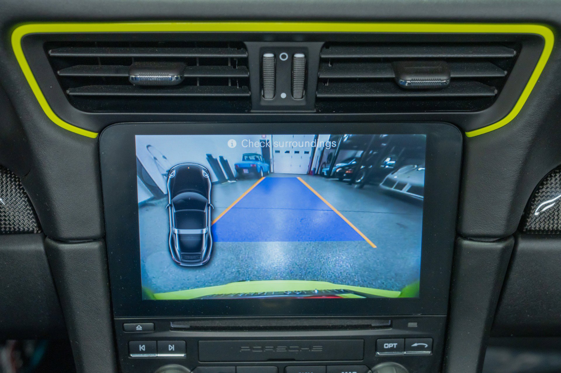 Used 2018 Porsche 911 Targa 4 GTS image 32