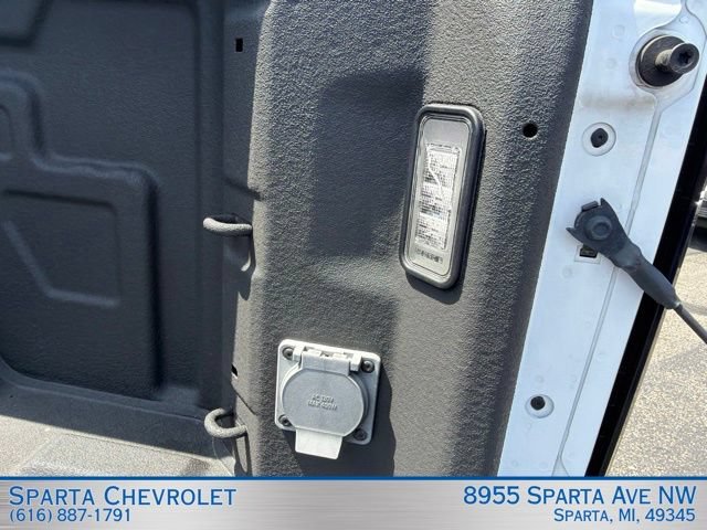 Used 2024 GMC Sierra 1500 Denali AWD/4WD image 8