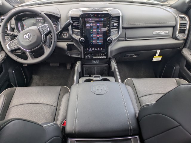 Used 2025 RAM 2500 Laramie w/ Night Edition RWD image 14