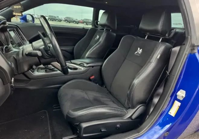 Used 2021 Dodge Challenger R/T Scat Pack RWD image 5