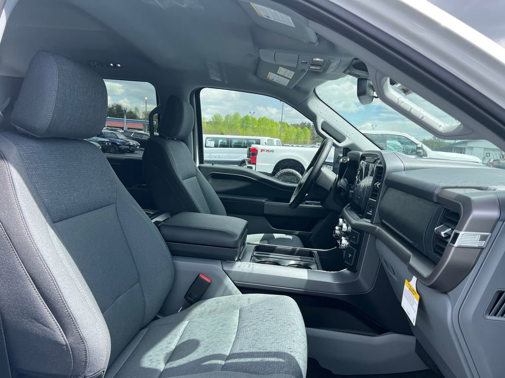 New 2025 Ford F150 XLT w/ Equipment Group 302A MID image 13