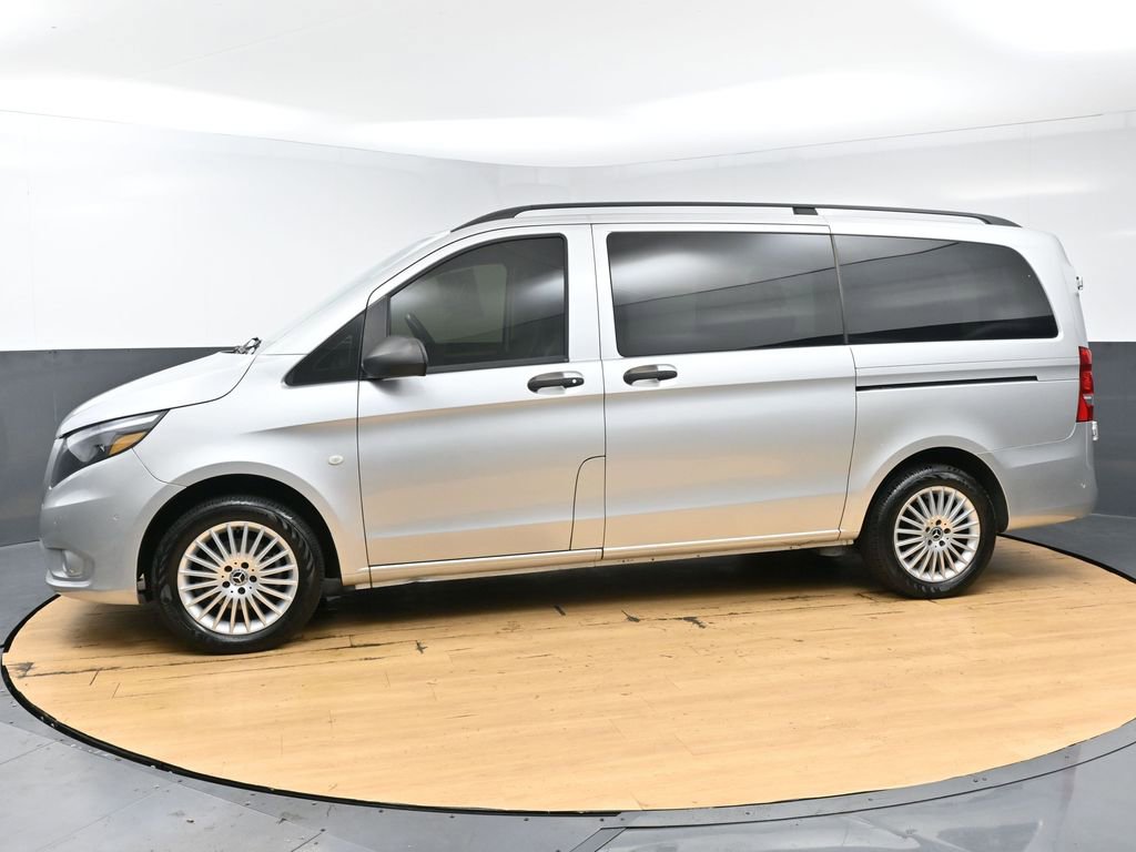 Used 2018 Mercedes-Benz Metris Passenger image 8