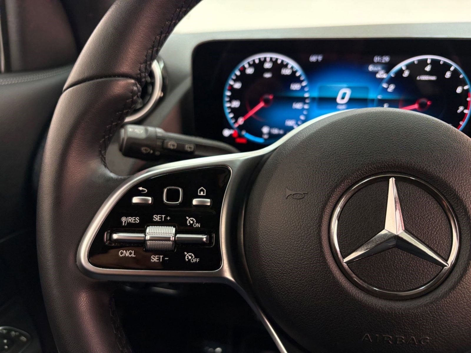 Certified 2023 Mercedes-Benz GLA 250 image 14