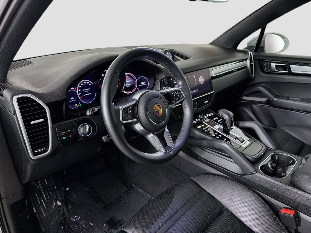 Used 2023 Porsche Cayenne Platinum Edition AWD/4WD image 9