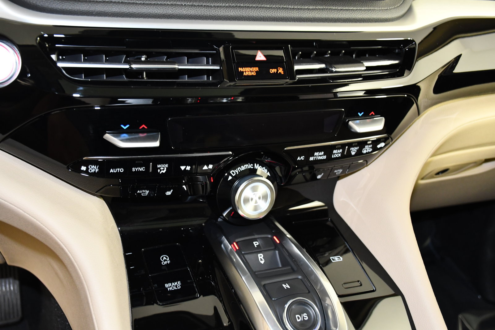 Certified 2025 Acura MDX SH-AWD image 28
