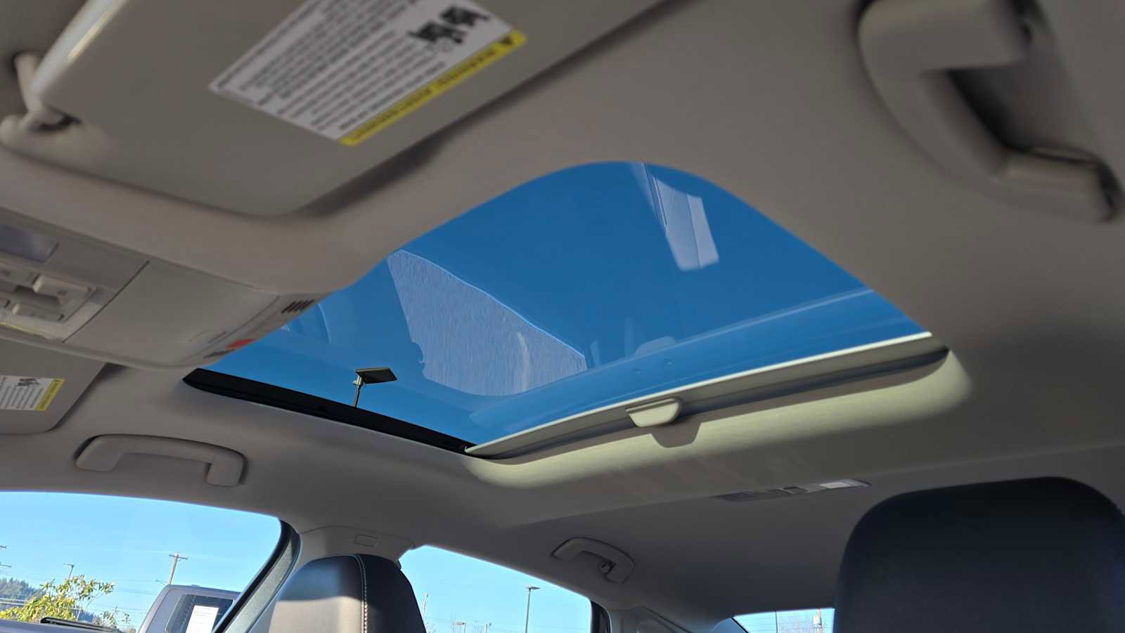 Used 2025 Volkswagen Jetta SE image 23