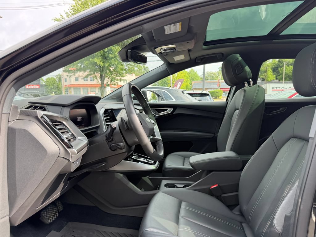 Certified 2023 Audi Q4 e-tron Prestige w/ Black Optic Package AWD/4WD image 18