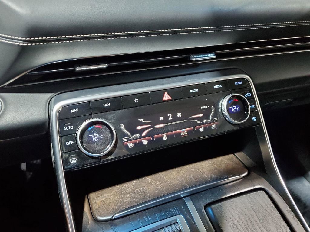 Used 2022 Genesis GV80 2.5T w/ Prestige Package 04 image 41