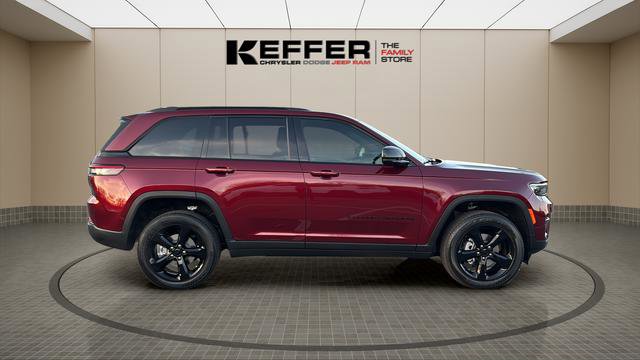 New 2025 Jeep Grand Cherokee Altitude image 6