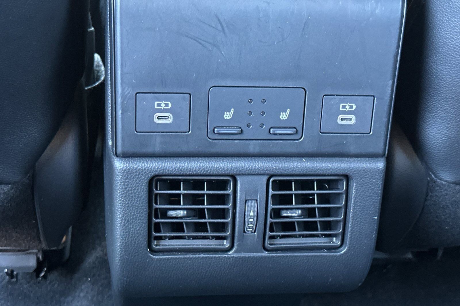 Used 2024 Toyota bZ4X Limited image 15