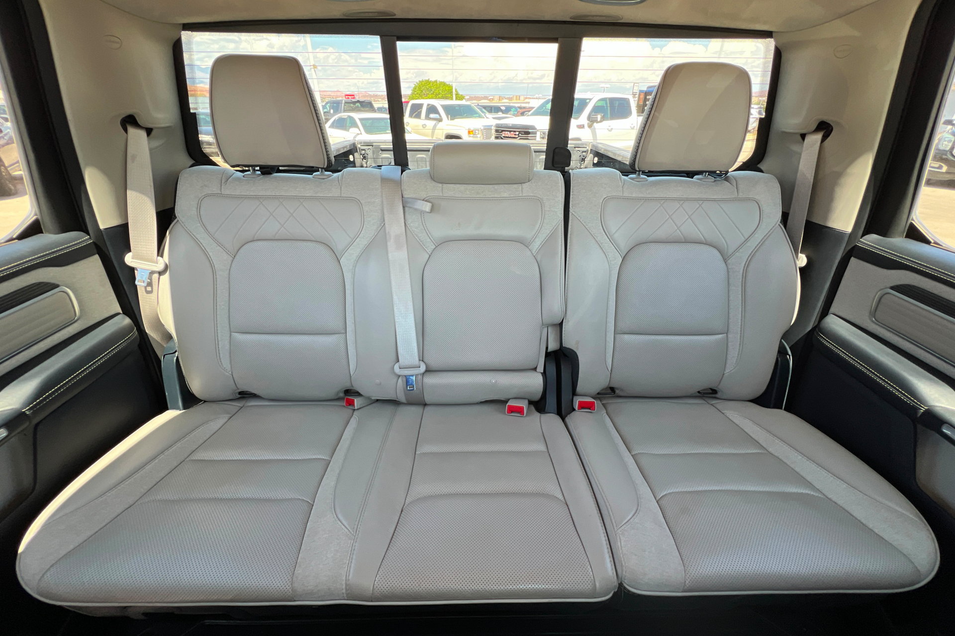 Used 2022 RAM 1500 Limited AWD/4WD image 25