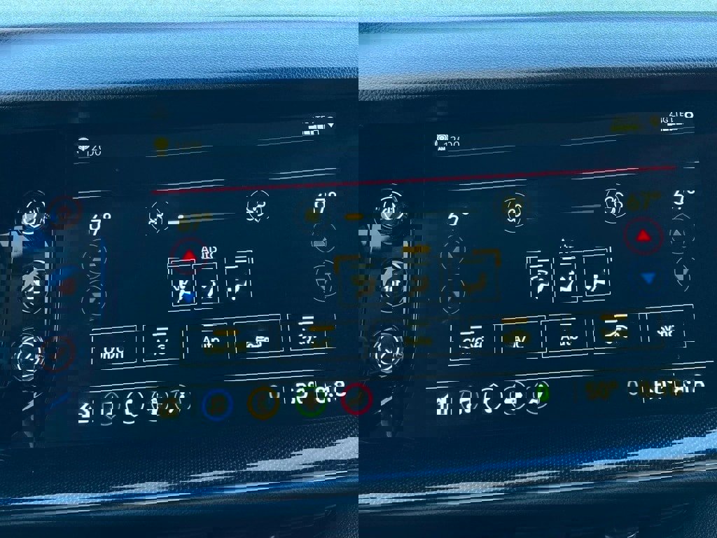 Used 2023 Buick Envision Essence image 17