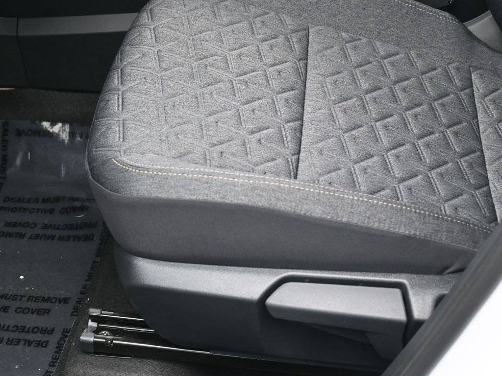 New 2026 Nissan Kicks SV w/ Cold Weather Package AWD/4WD image 15