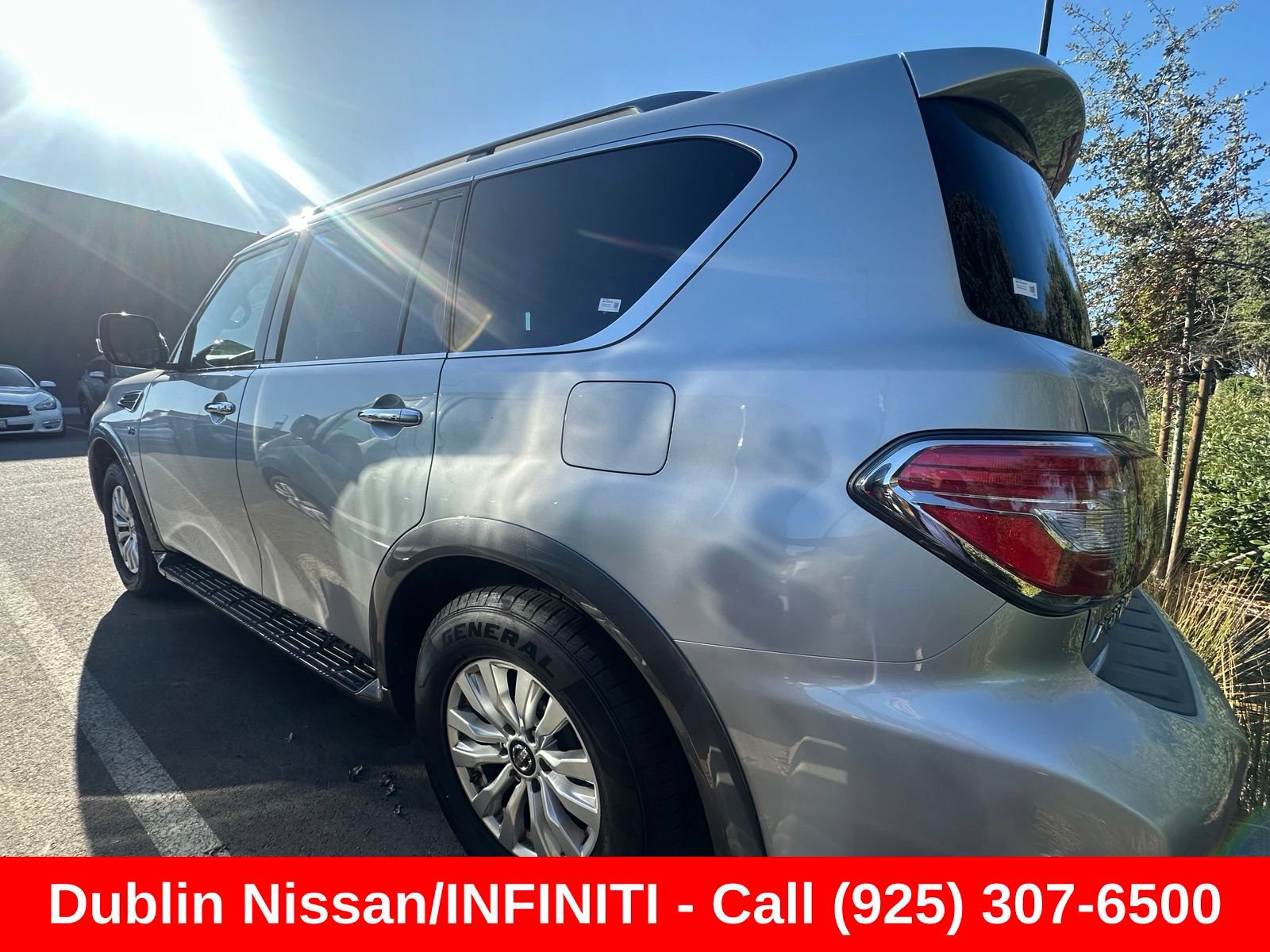 Used 2020 Nissan Armada SV w/ Driver Package AWD/4WD image 3