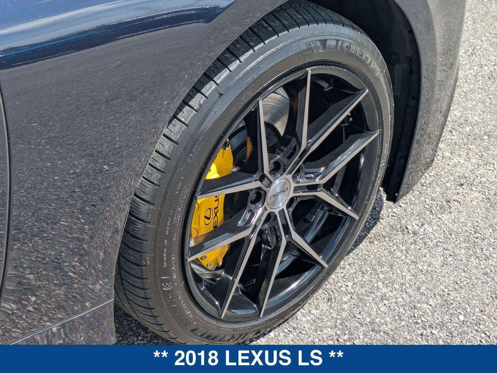 Used 2018 Lexus LS 500 AWD w/ Luxury Package image 14
