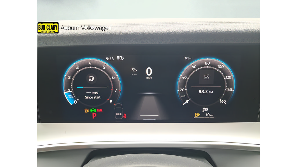 New 2025 Volkswagen Tiguan SE FWD image 25