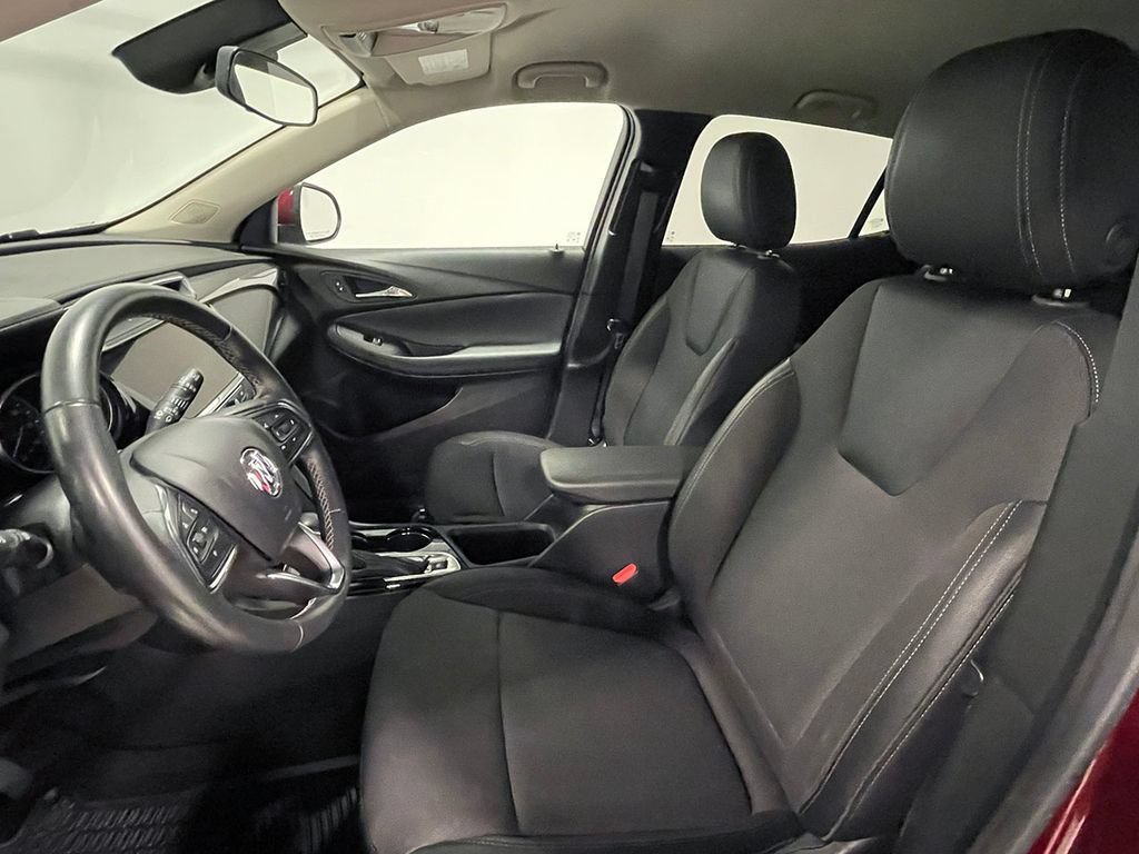 Used 2023 Buick Encore GX Select w/ Sport Touring Package FWD image 3