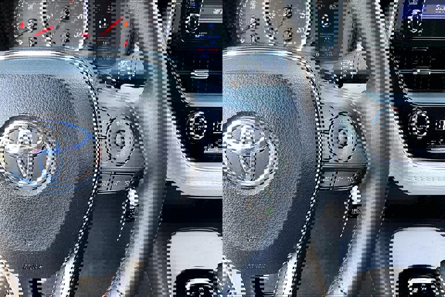 Used 2021 Toyota Corolla SE image 24