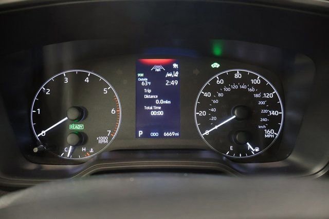 Certified 2025 Toyota Corolla SE image 17