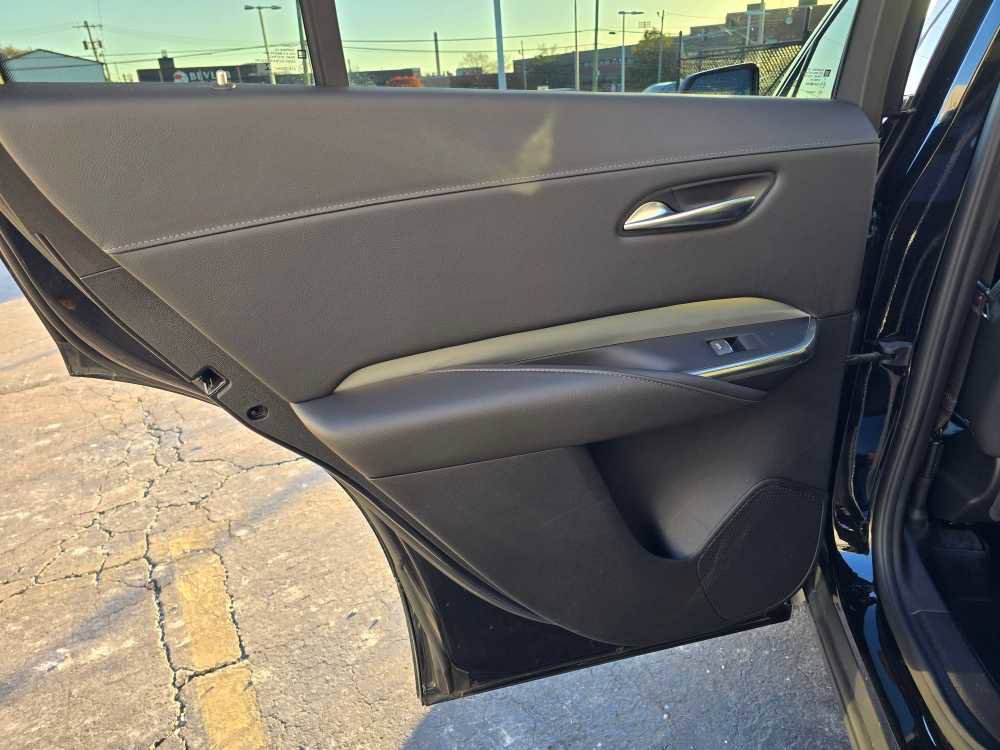 Used 2023 Cadillac XT4 Premium Luxury w/ Technology Package image 29