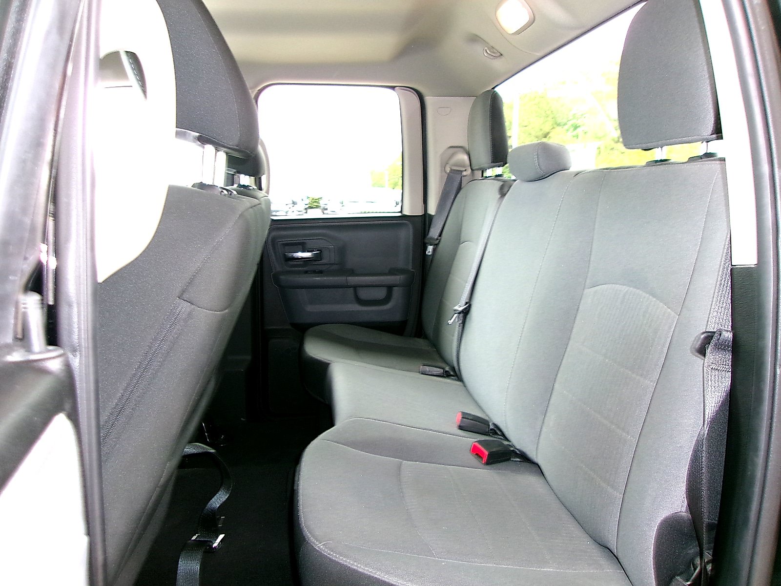 Used 2024 RAM 1500 Classic SLT AWD/4WD image 17