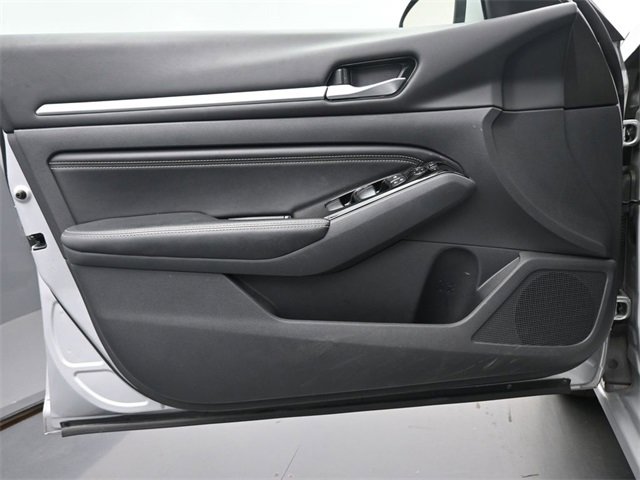Used 2023 Nissan Altima 2.5 SL image 12