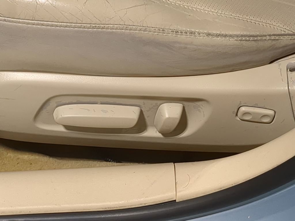 Used 2011 Lexus ES 350 FWD image 21