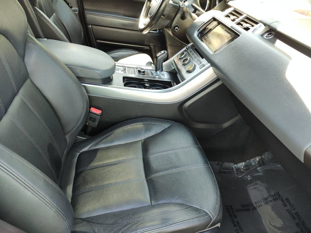 Used 2015 Land Rover Range Rover Sport SE image 57