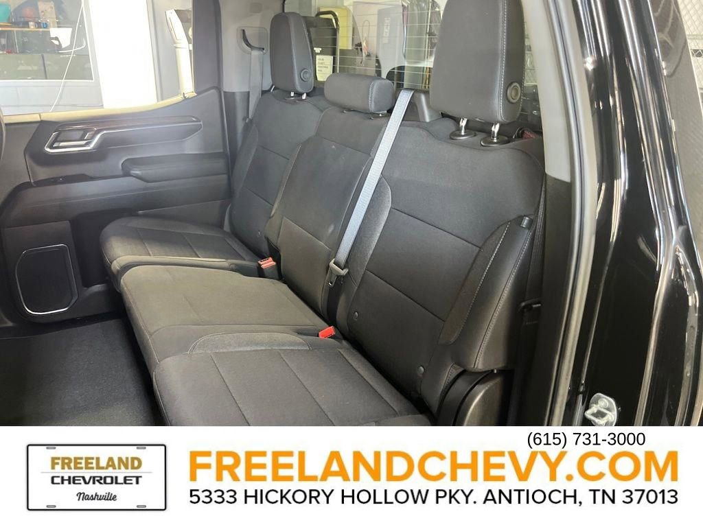 Used 2024 GMC Sierra 1500 SLE image 25