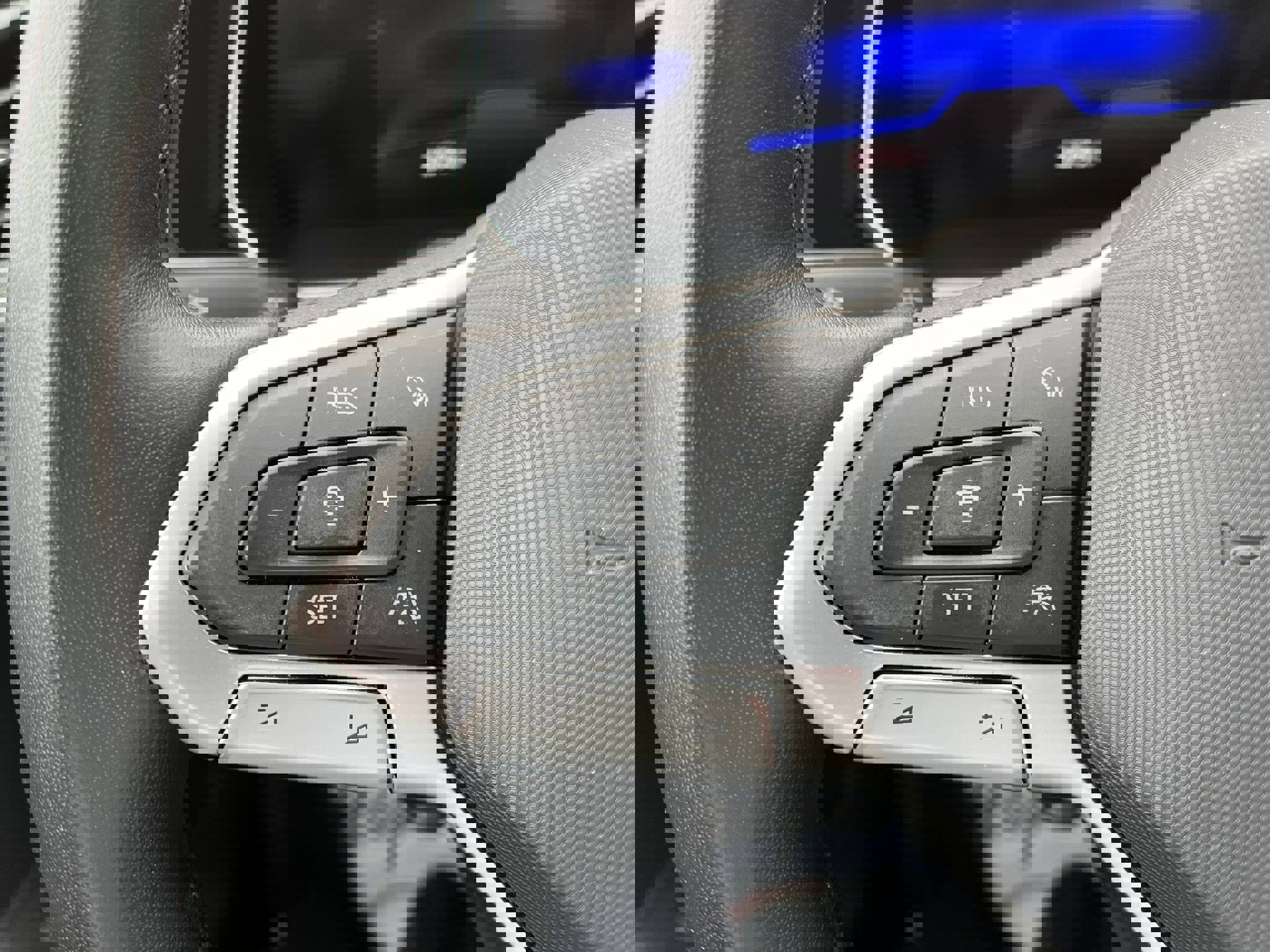 Used 2023 Volkswagen Jetta SE w/ Panoramic Sunroof Package image 23