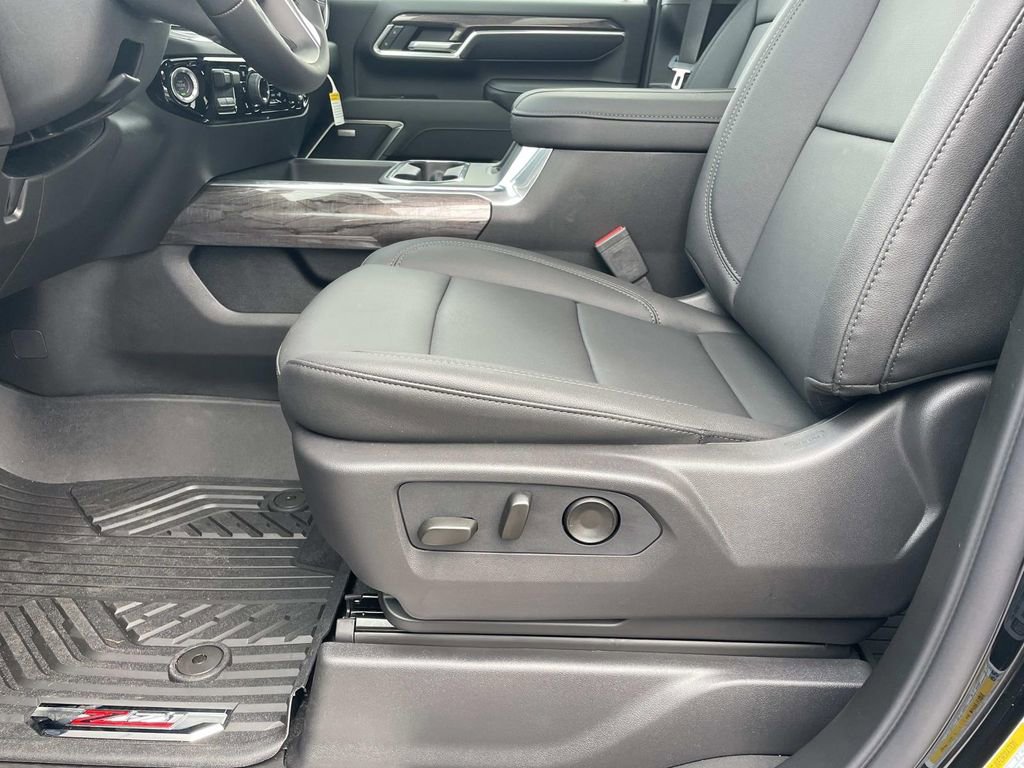 New 2026 Chevrolet Silverado 2500 LTZ w/ LTZ Plus Package image 16
