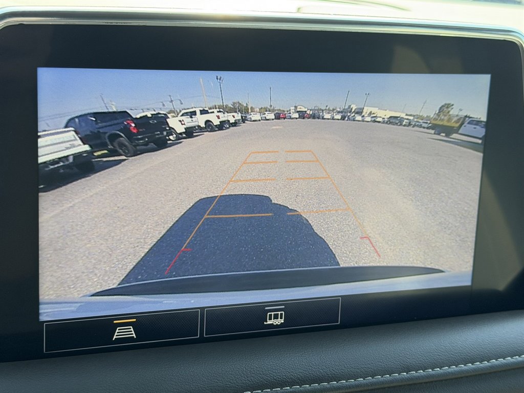 Used 2021 Chevrolet Suburban LS image 18