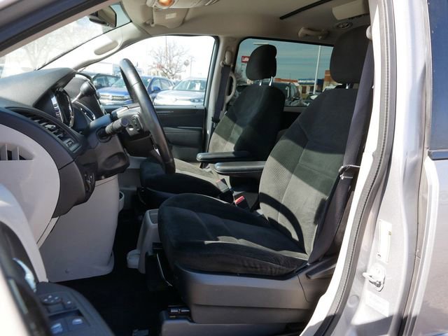Used 2016 Dodge Grand Caravan SE w/ Quick Order Package 29E SE FWD image 15