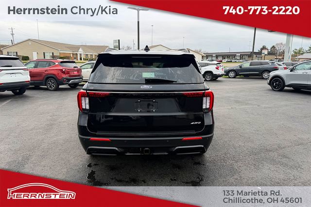 Used 2025 Ford Explorer ST-Line w/ Premium Package image 31