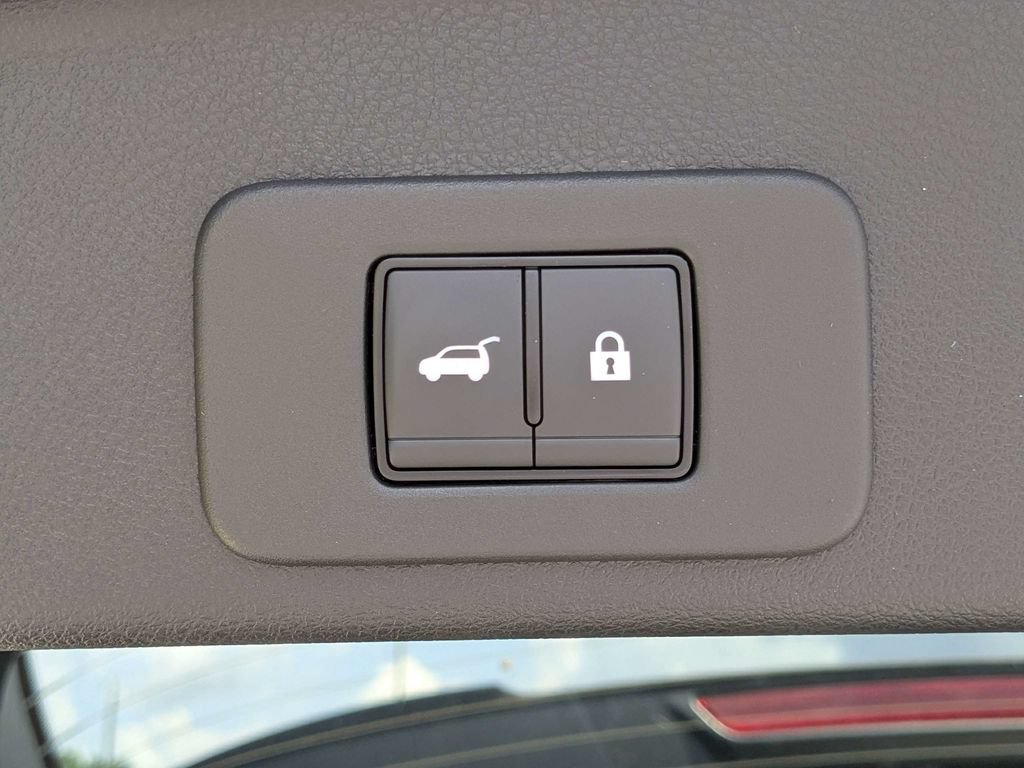 Used 2025 Nissan Murano Platinum w/ Cargo Package AWD/4WD image 13
