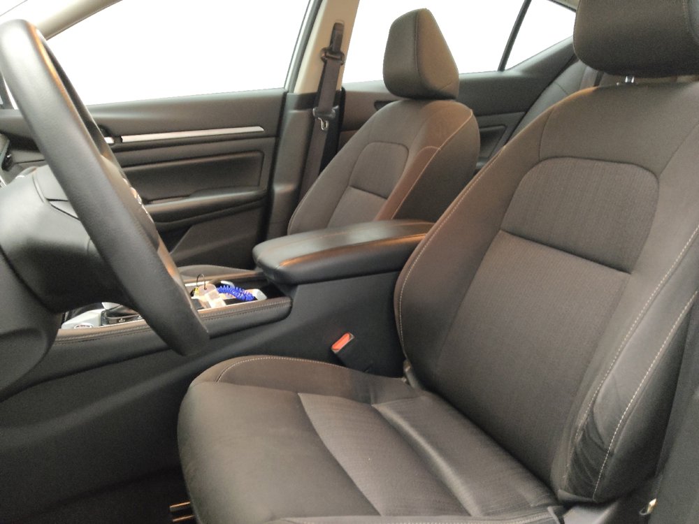 Used 2023 Nissan Altima 2.5 SV image 17