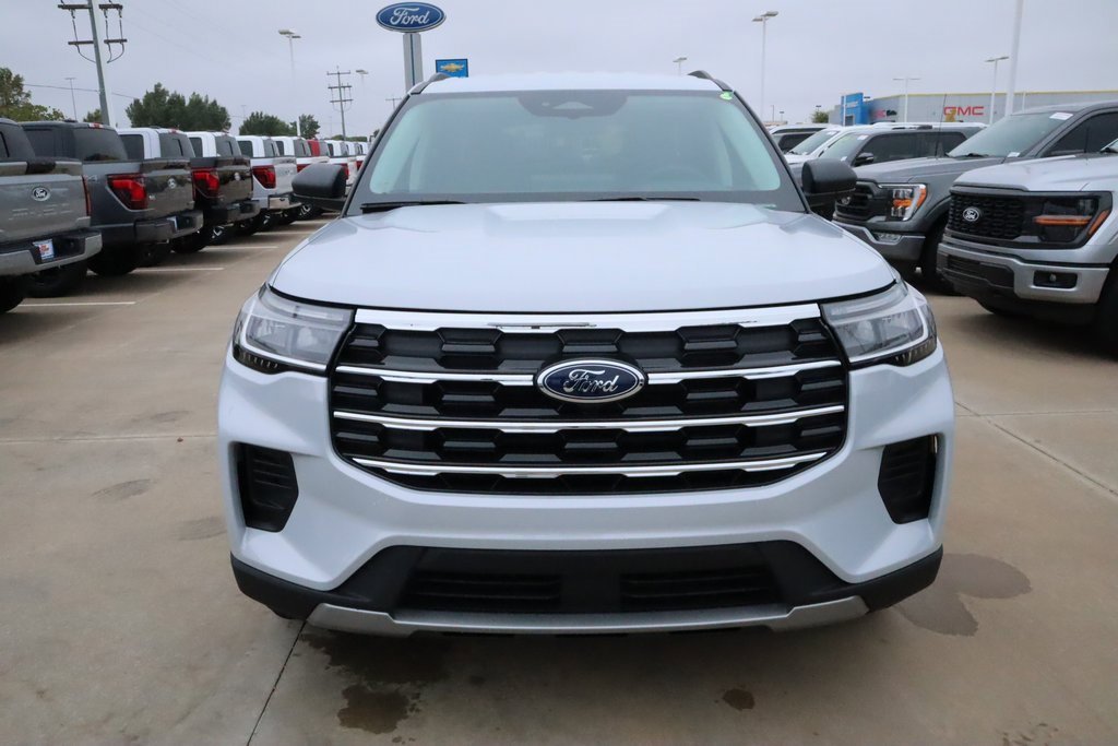 New 2026 Ford Explorer Active image 10