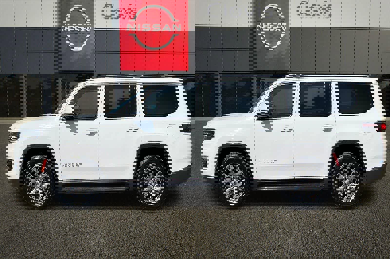 Used 2022 Jeep Wagoneer Series II image 6