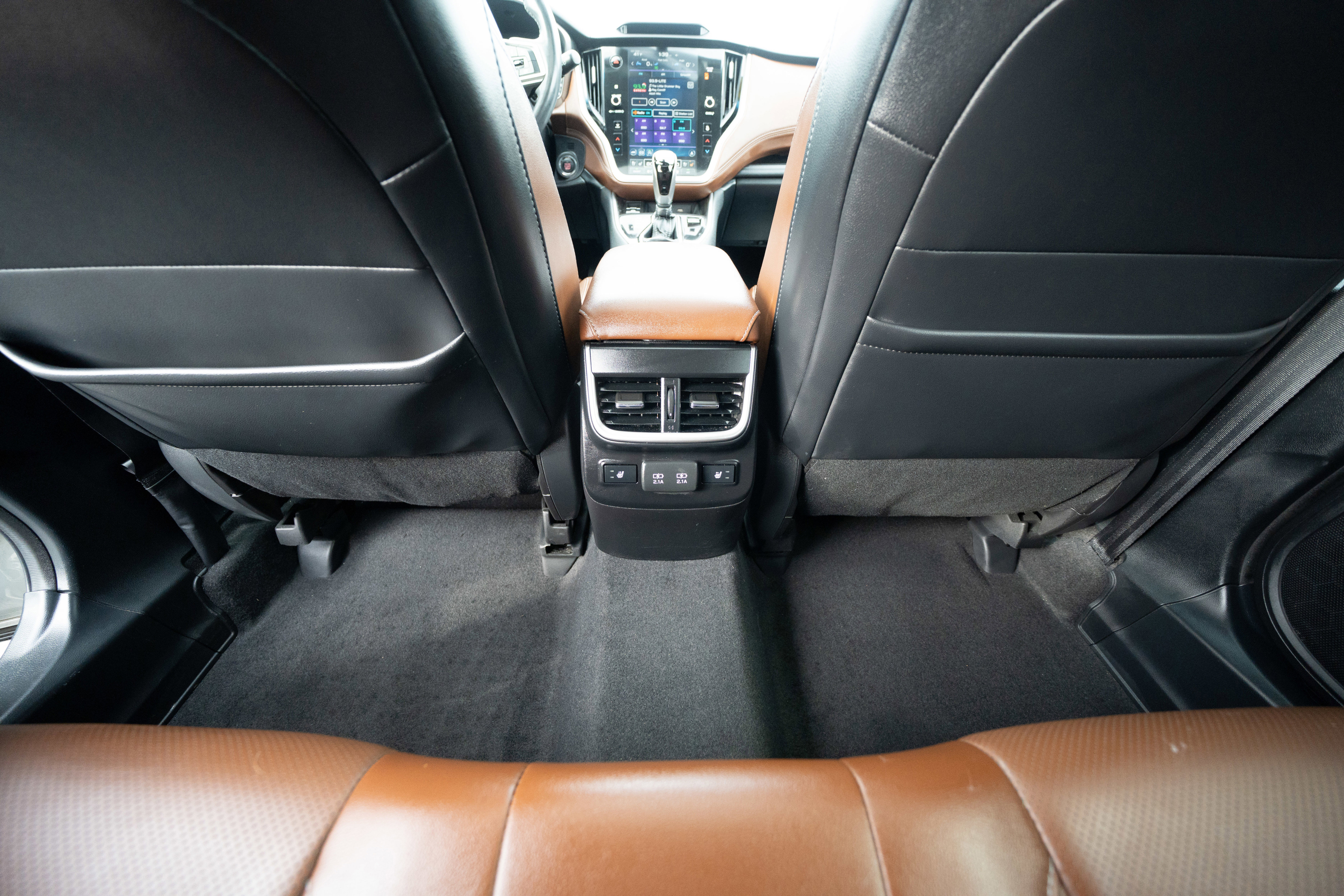 Used 2021 Subaru Outback Touring w/ Popular Package #2 image 22