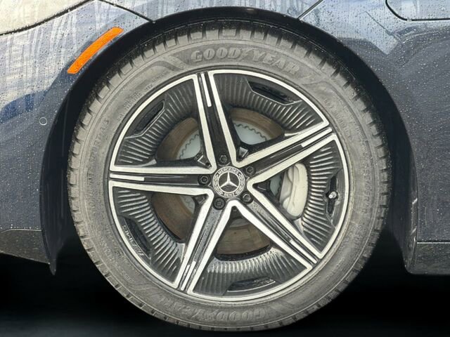 Certified 2023 Mercedes-Benz EQS 580 4MATIC Sedan image 36