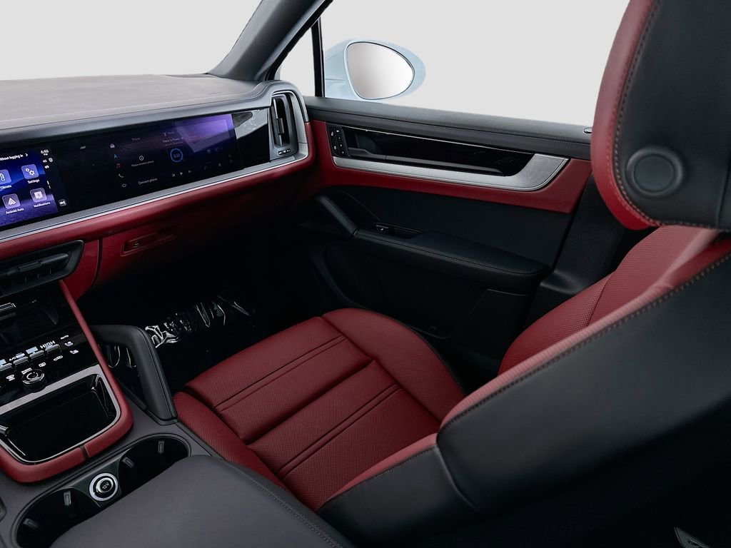 Used 2026 Porsche Cayenne Coupe image 26